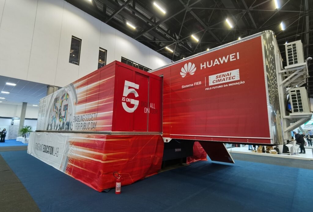 Huawei wymienił tysiące komponentów zakazanych w USA