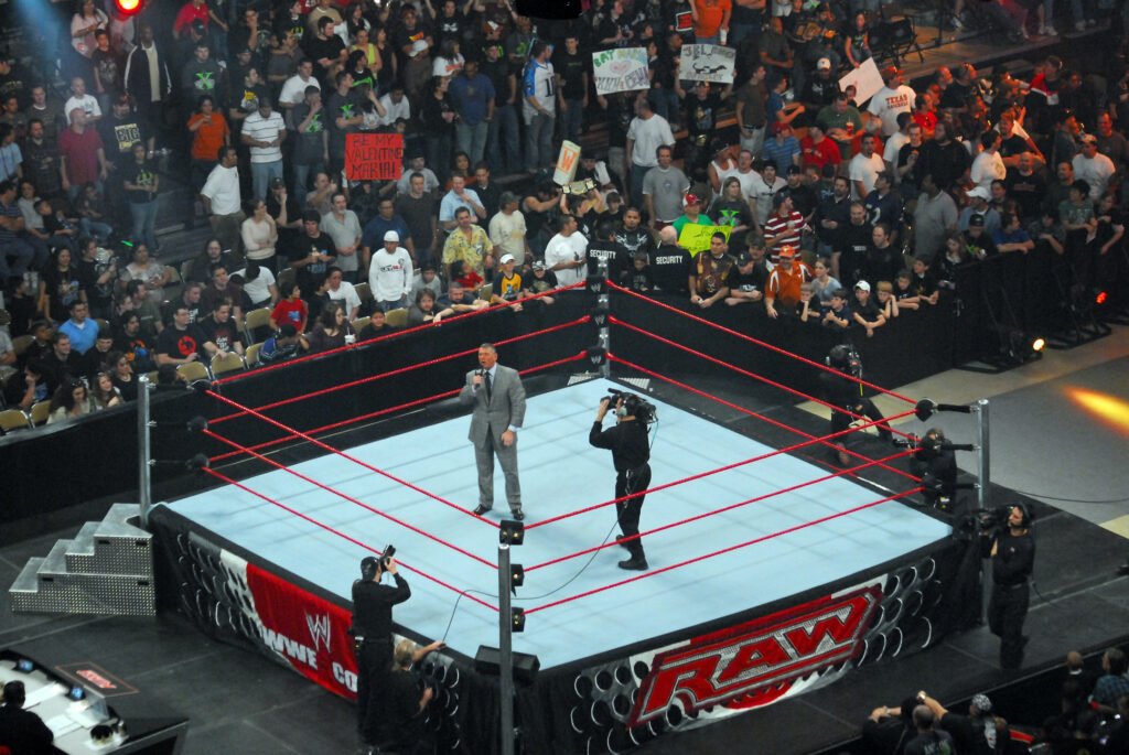 WWE przeprasza za wykorzystanie zdjęć z Auschwitz