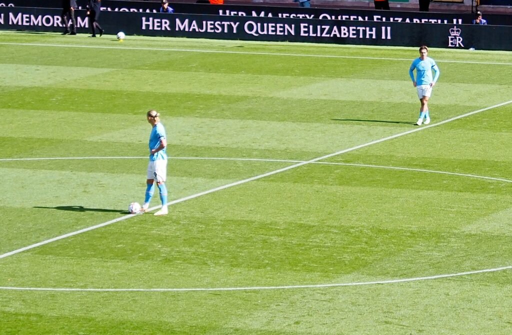 Manchester City wygrywa w lidze. W planach potrójna korona