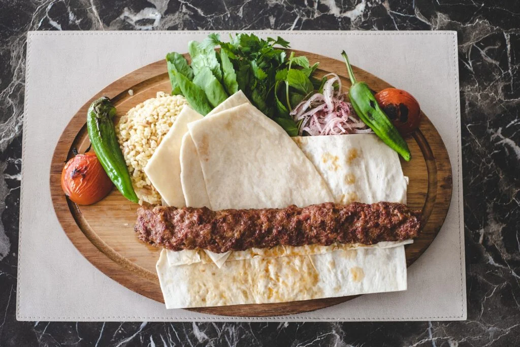 Światowy Dzień Kebaba! Sprawdź przepis na Adana kebab, regionalne tureckie danie