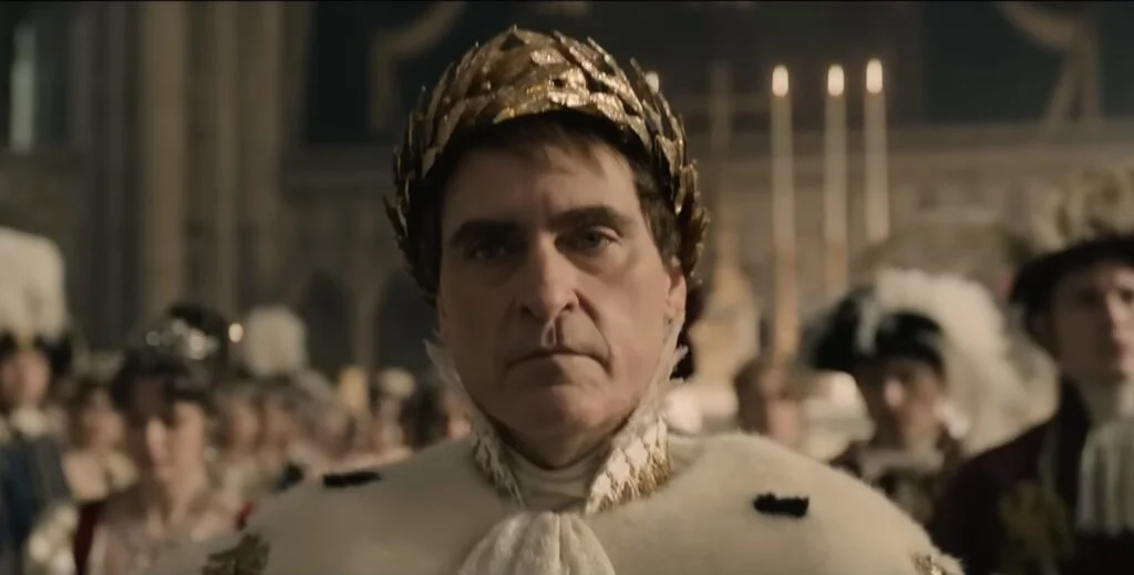 Joaquin Phoenix jako Napoleon u Ridleya Scotta. Kiedy premiera i oficjalny trailer