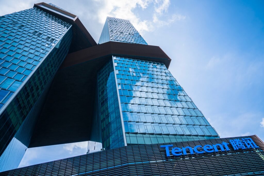 Tencent i Xiaomi egzekwują nowy chiński nadzór nad aplikacjami