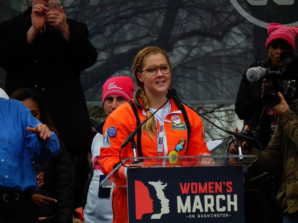 Amy Schumer cierpi na zespół Cushinga. Gwiazda o walce z przeciwnościami zdrowotnymi i społecznymi