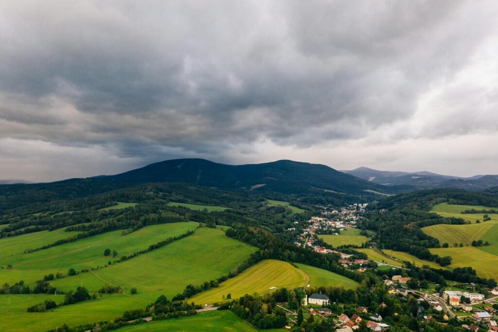 Przed nami opady deszczu i burze. Prognoza meteorologiczna na tydzień 17.05-23.05