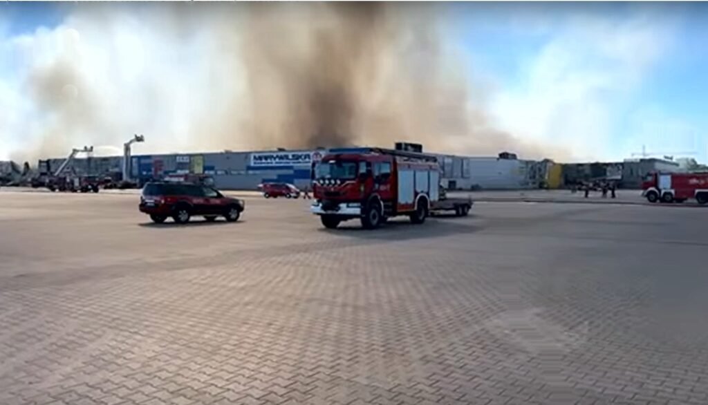 Przyczyny pożaru kompleksu handlowego Marywilska 44 w Warszawie