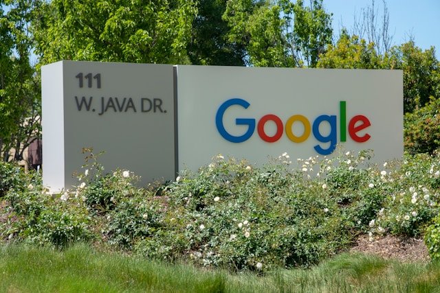 Google bez rekordowej umowy z Wiz. Firma wybiera samodzielny rozwój bez ogromnych pieniędzy giganta technologicznego