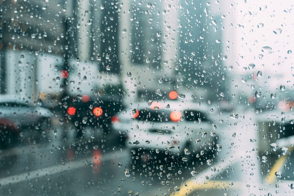 Meteorologiczna prognoza pogody dla Polski do 10 października. Pochmurna aura z okresowymi opadami deszczu