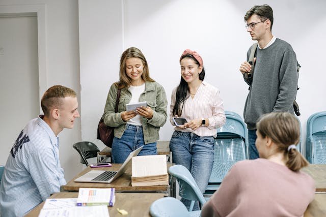 Pewniaki matura 2025. Matura pisemna z matematyki – arkusze, przecieki, przykładowe typy zadań