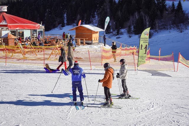 Ferie zimowe 2026 i 2027 – duże zmiany w harmonogramie! MEN publikuje nowe terminy i porzuca dotychczasowy system