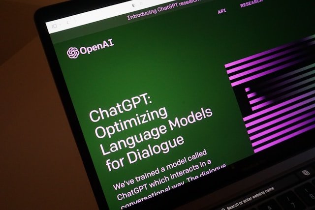 Czy ChatGPT nadal będzie darmowy? OpenAI i Microsoft szykują wielkie zmiany