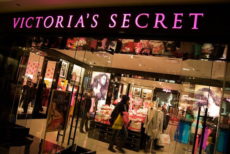 Victoria’s Secret padło ofiarą cyberataku! Strona internetowa nagle zniknęła – co się stało?