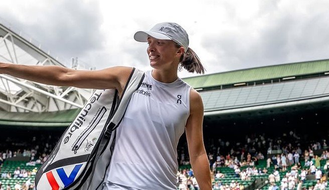 Finał Wimbledon 2025: Gdzie i o której oglądać mecz Świątek – Anisimowa