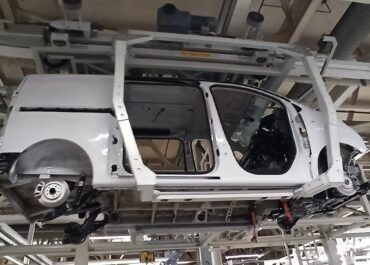 Powrót do diesla? Stellantis zmienia strategię i stawia na silniki wysokoprężne w Europie